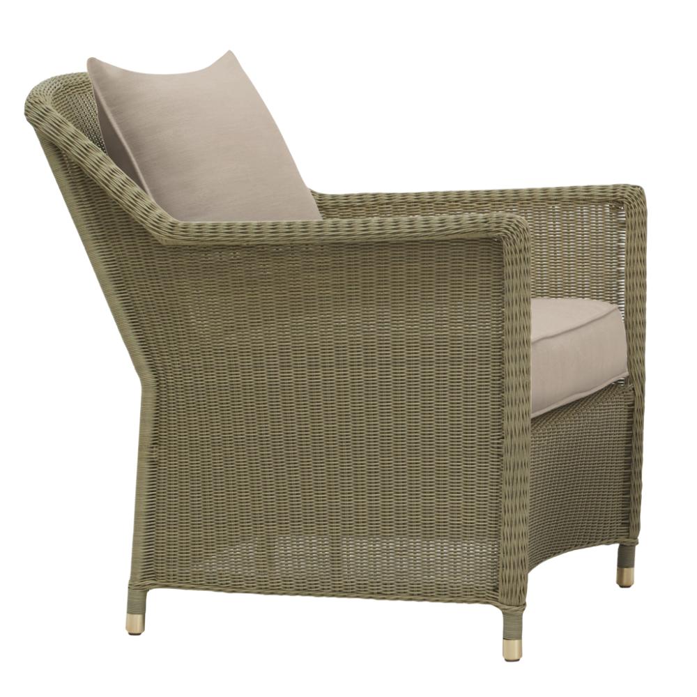  Lounge Chair 