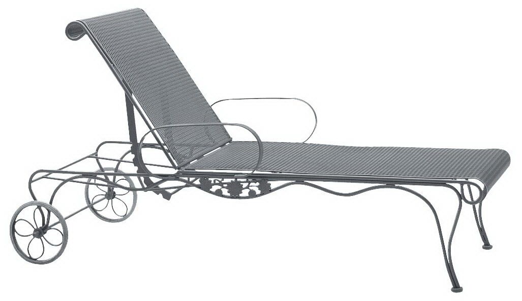  Briarwood Chaise Lounge 