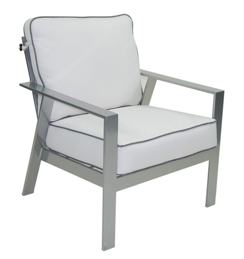  Trento Cushioned Lounge Chair 